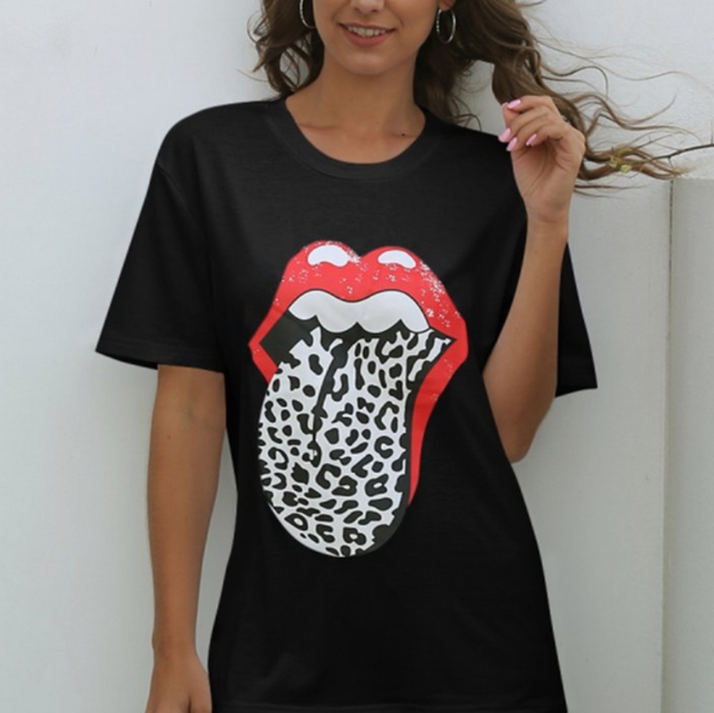 Black Leopard Red Lip Shortsleeve Graphic T-shirt - Picture 3 of 5